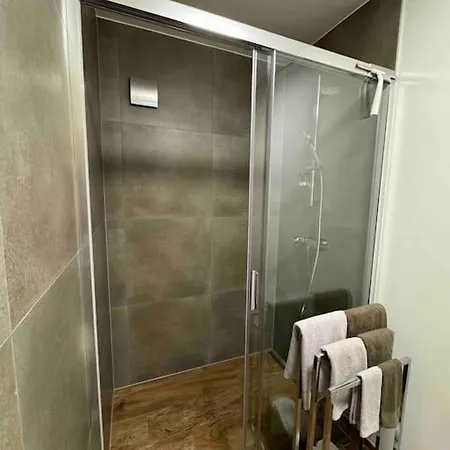 아파트 Vista Alpina 크란스몬타나